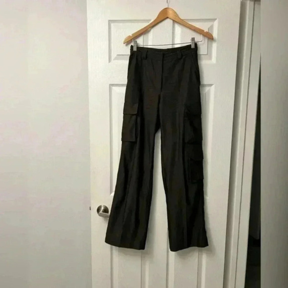 Olive Green‎ Cargo Pants​​​​​​​​